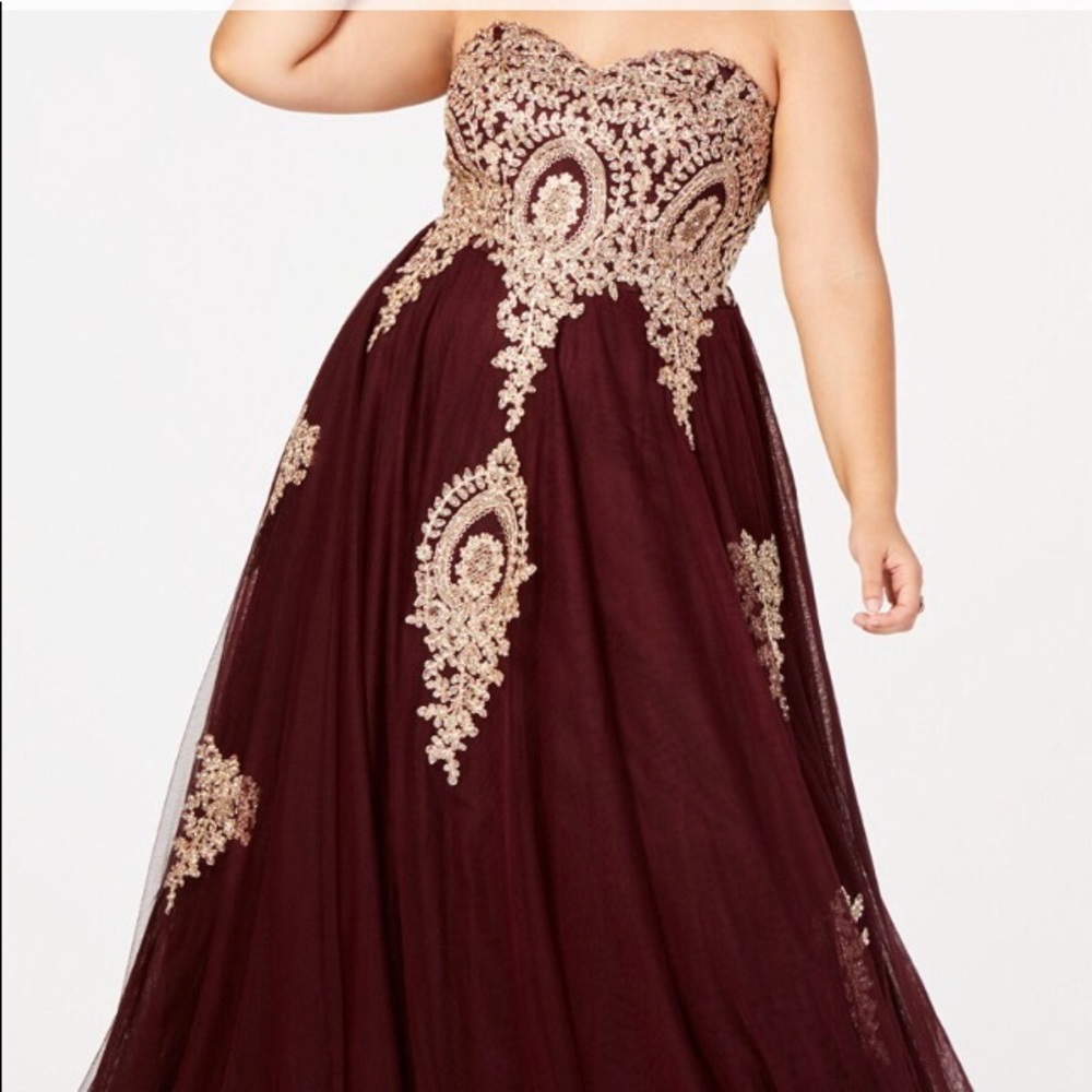 Prom gown